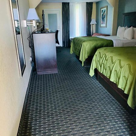 Quality Inn & Suites Miramar Beach Eksteriør bilde