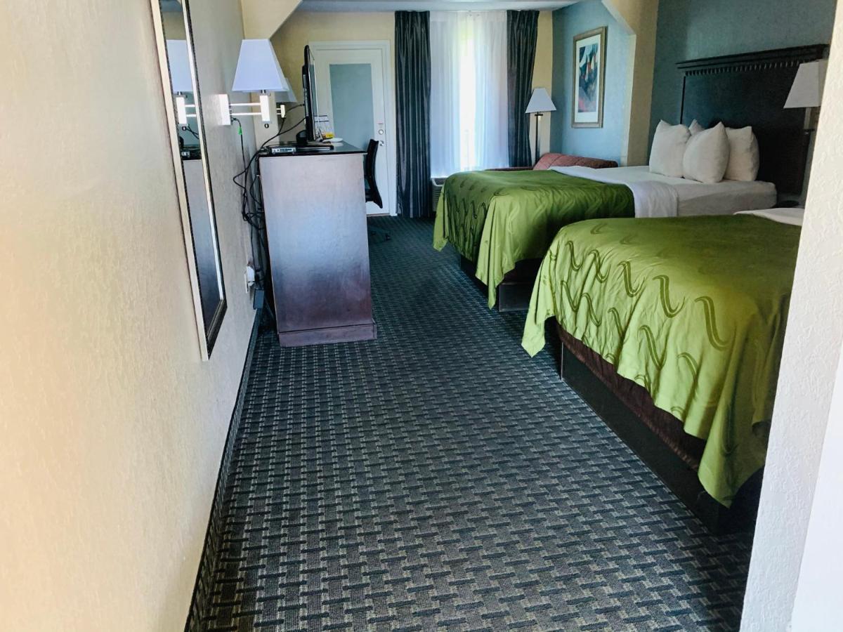 Quality Inn & Suites Miramar Beach Eksteriør bilde