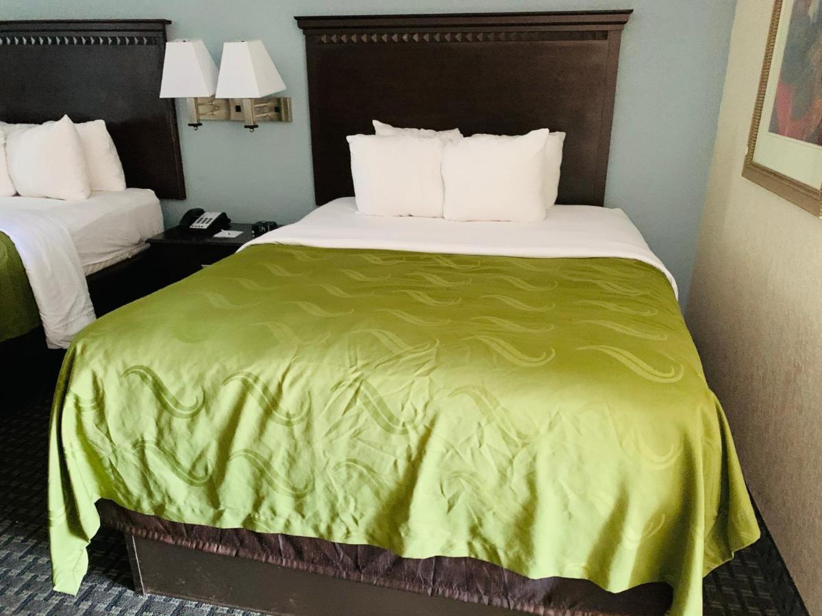 Quality Inn & Suites Miramar Beach Eksteriør bilde