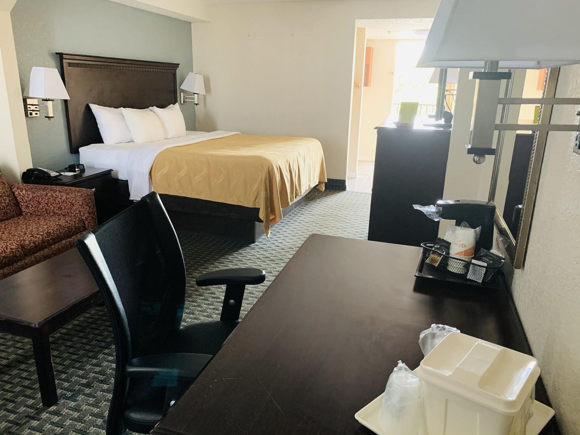 Quality Inn & Suites Miramar Beach Eksteriør bilde