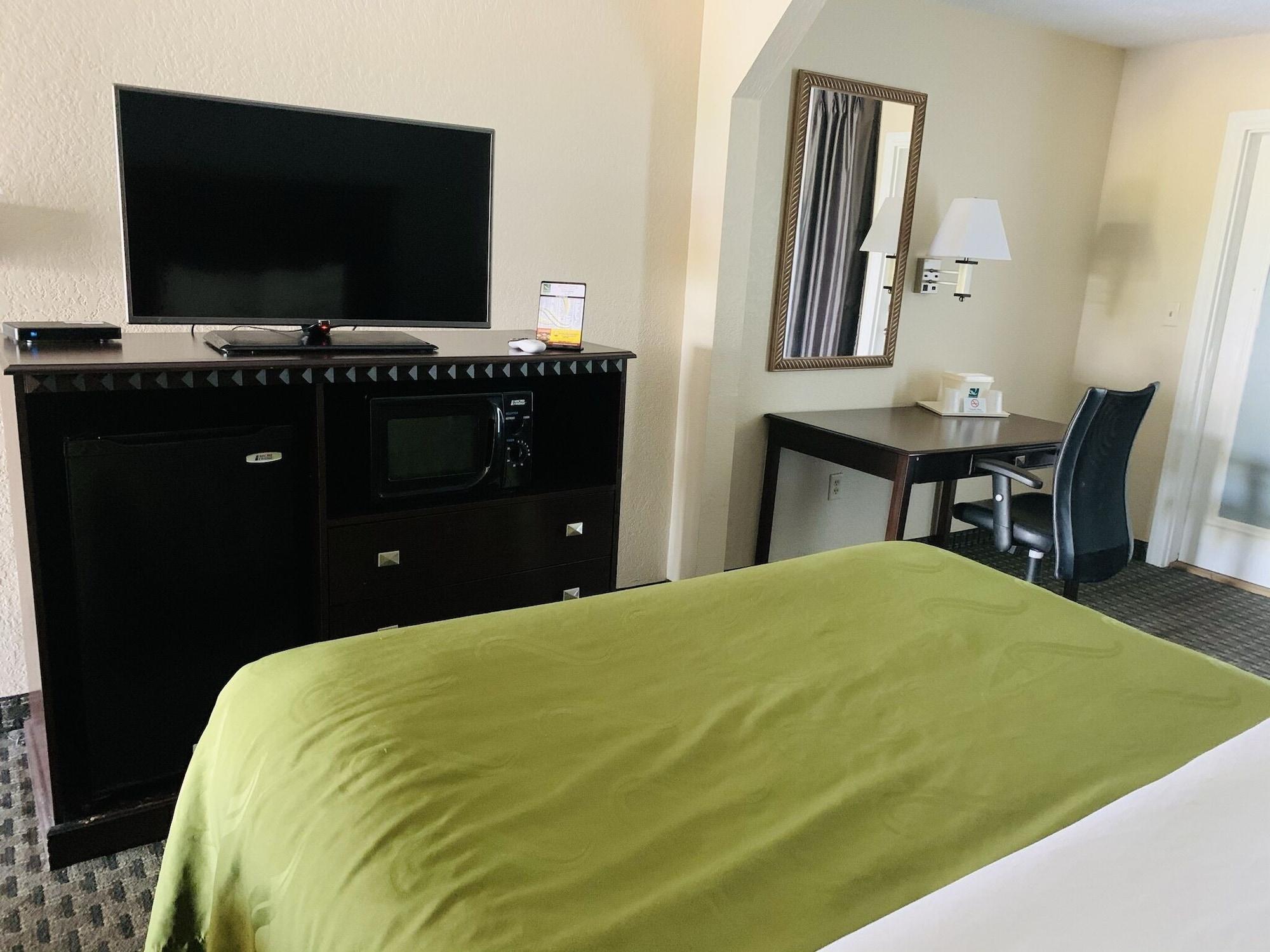 Quality Inn & Suites Miramar Beach Eksteriør bilde