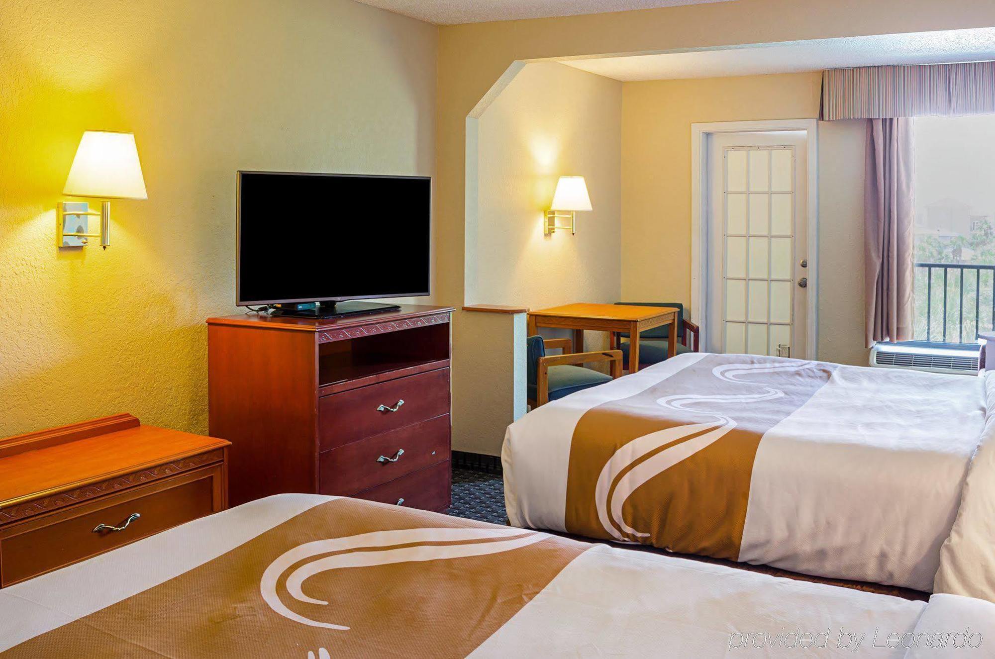 Quality Inn & Suites Miramar Beach Eksteriør bilde