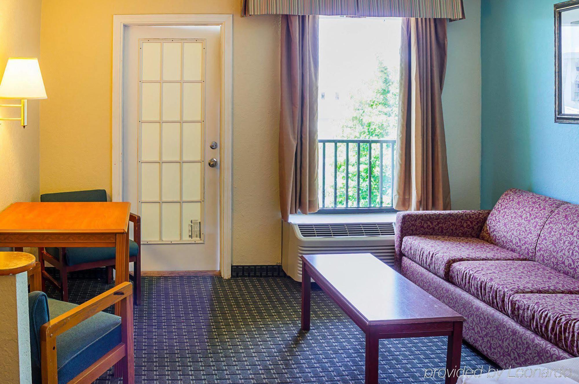 Quality Inn & Suites Miramar Beach Eksteriør bilde