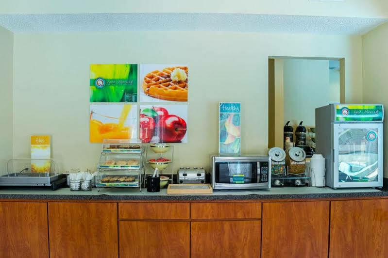 Quality Inn & Suites Miramar Beach Eksteriør bilde